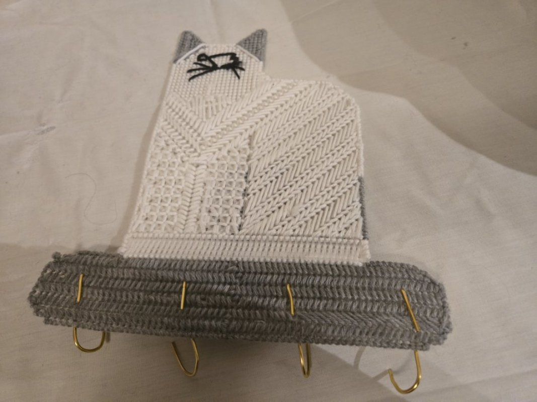 Cat key holder