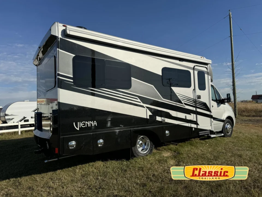 2025 Renegade Vienna 25DLN