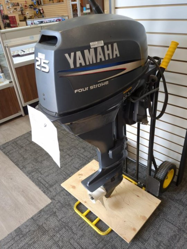 YAMAHA 25HP 4 STROKE (2003)