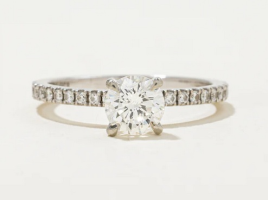 18k Diamond Engagement Ring